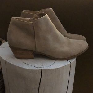 Crown vintage booties